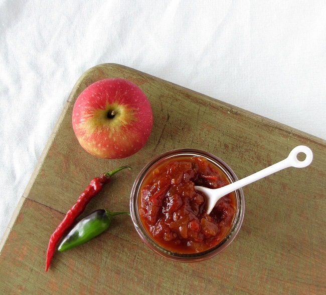 Sweet and Spicy Tomato Apple Jam with Ginger, Chili Pepper and Balsamic