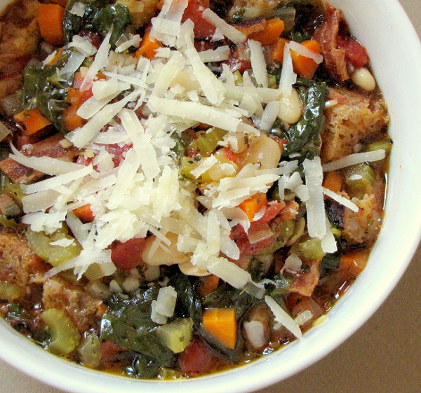 Ribollita soup 